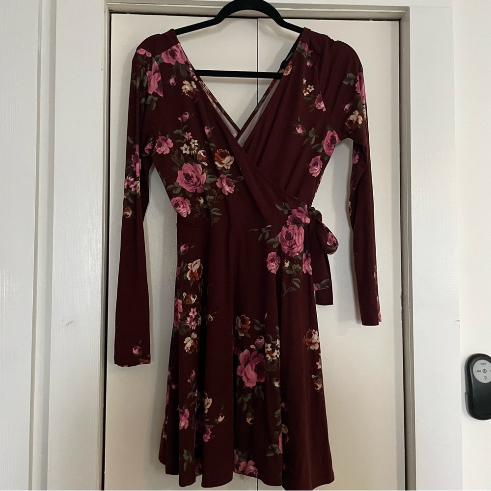 Forever 21 Floral Wrap Dress in Burgundy and Pink Size Large